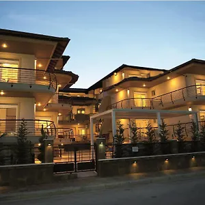 https://rodolithos-beach-studios.hotelschalkidiki.net