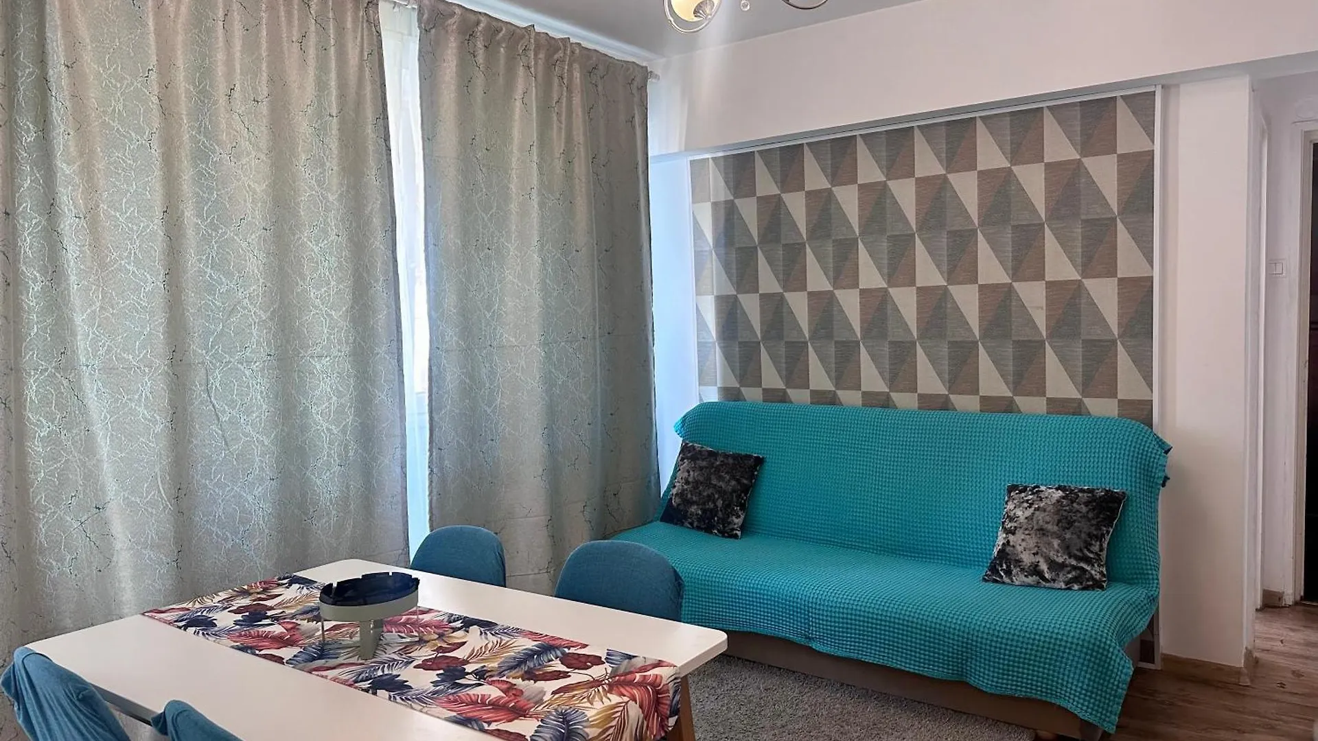 아파트 Ultracentral - Apartament Pe Calea Victoriei 부쿠레슈티 루마니아